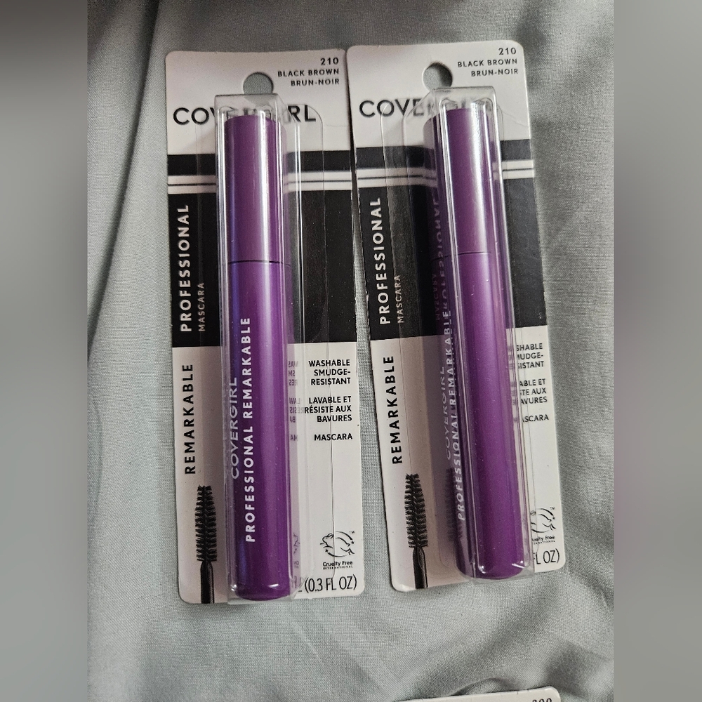 COVERGIRL 210 Black Brown Mascara (2 piece bundle)